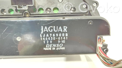 Gaisa kondicioniera / klimata kontroles / salona apsildes vadības bloks (salonā)