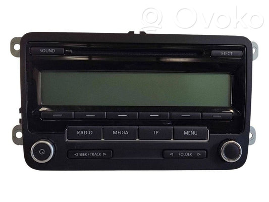 Radio / CD/DVD atskaņotājs / navigācija