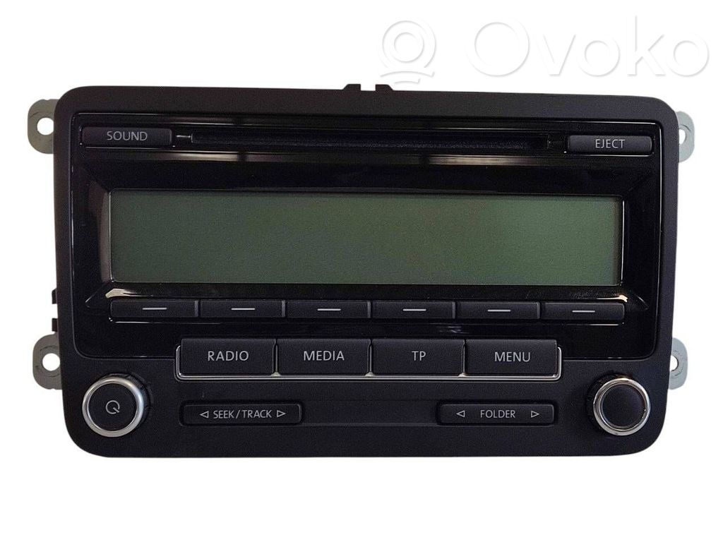 Radio / CD/DVD atskaņotājs / navigācija