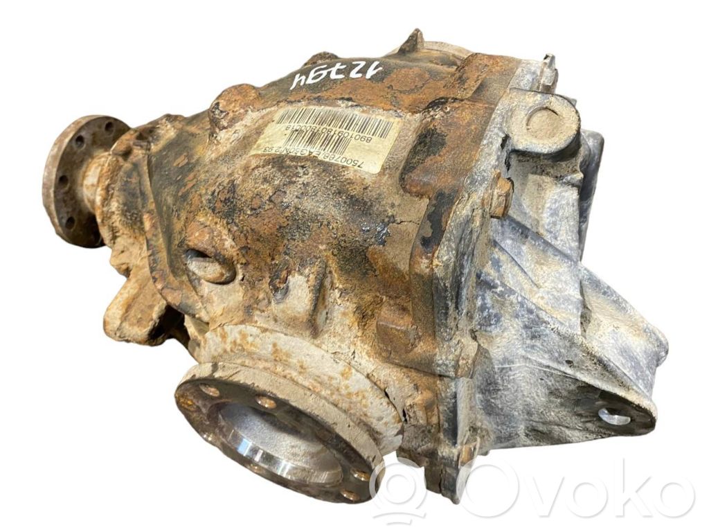 Aizmugurējais reduktors