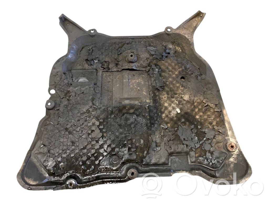 Dzinēja apakšas aizsargs