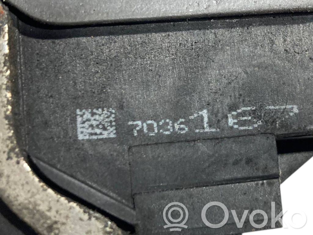 Передний замок