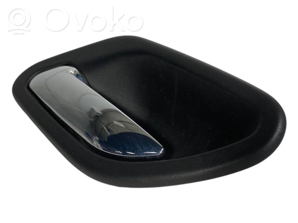 Internal opening handle