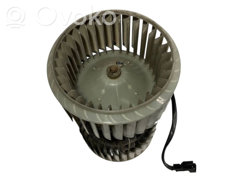 Mazā radiatora ventilators