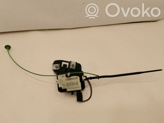 Degvielas tvertnes elektriskā slēdzene