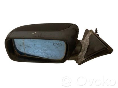 Mirror (electrically controlled)