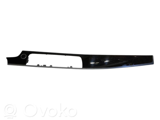 Radio/navigation decorative trim