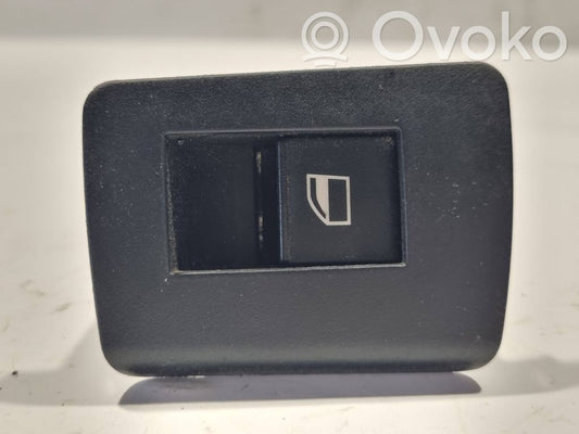 Elektrisko logu slēdzis