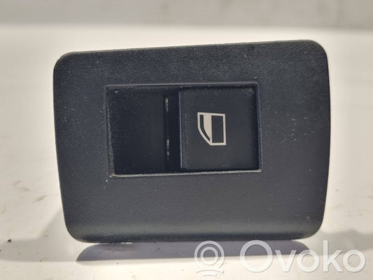 Power window switch