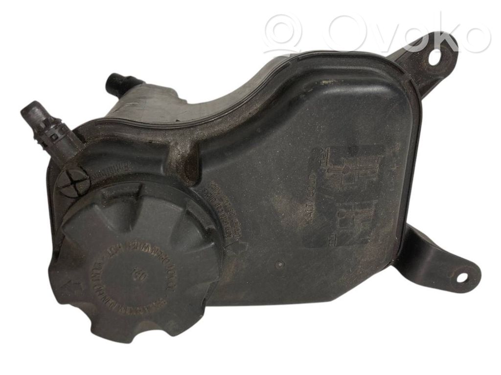 Dzesēšanas šķidruma izplešanās tvertne