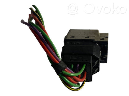 Контакты выключателя зажигания