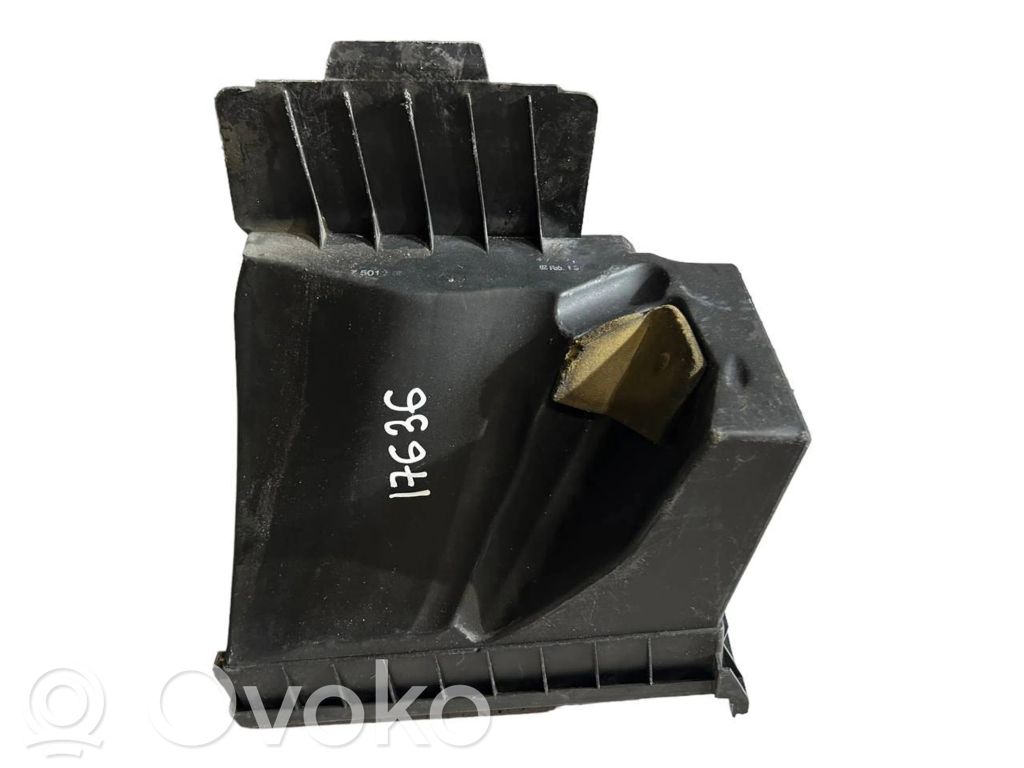 Air filter box