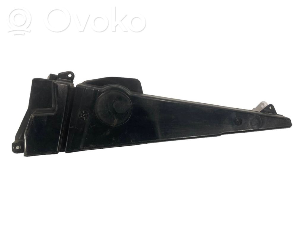 Динамик(и) в передней двери