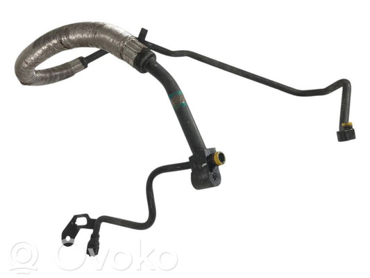 Air conditioner pipe(s) / hose(s)