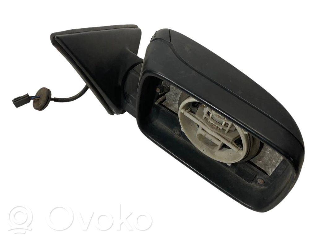 Spogulis (elektriski vadāms)