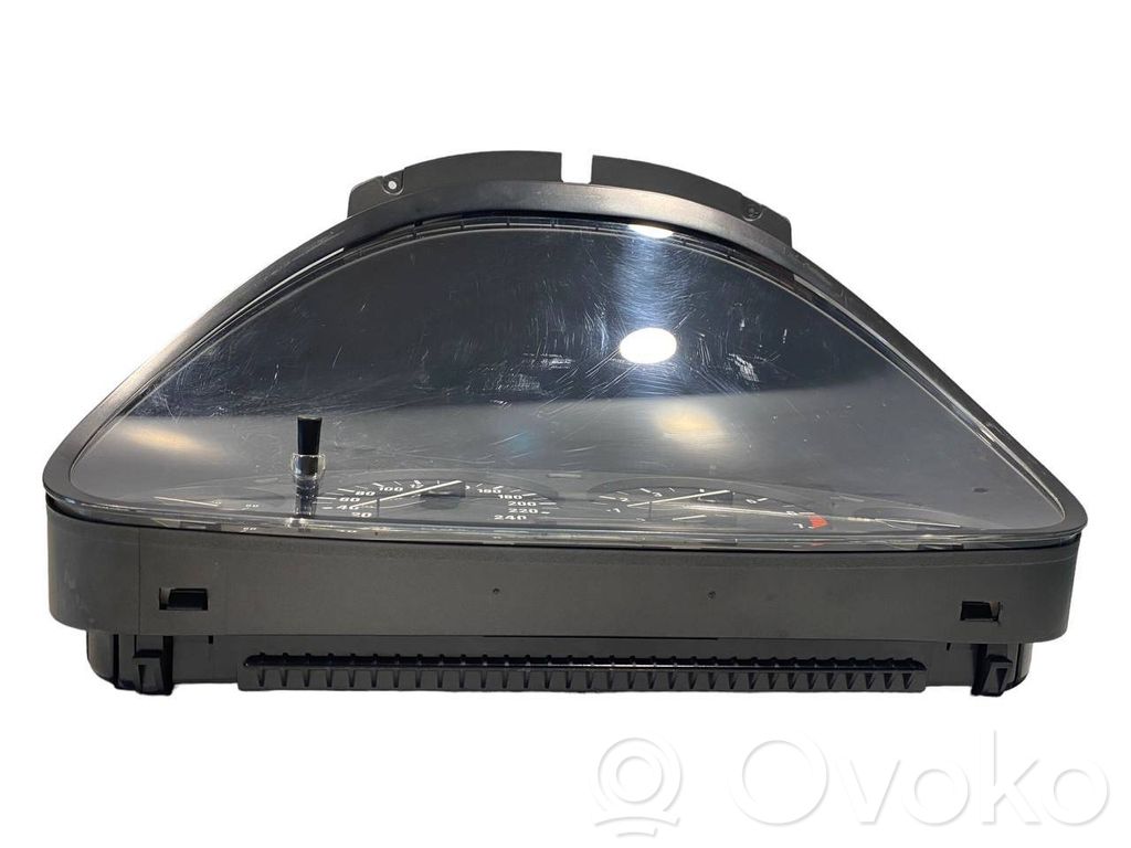 Spidometrs (instrumentu panelī)