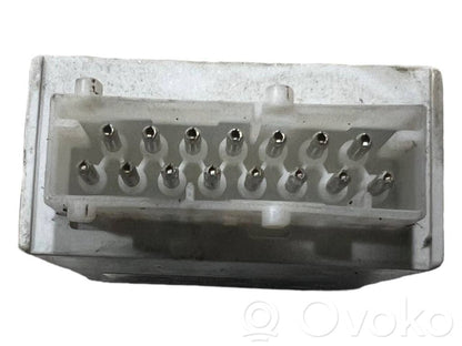 Bagāžnieka pārsega vadības bloks