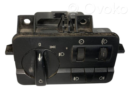 Headlight switch