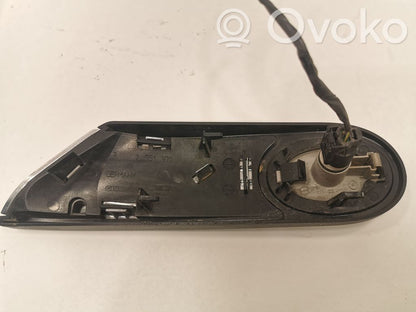 Spārna pagrieziena lukturis