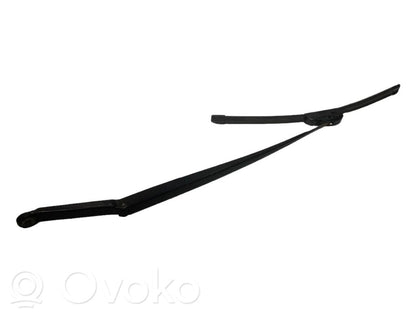 Windshield wiper arm