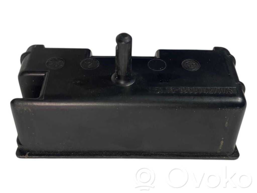 Pelnutrauks (priekšā)