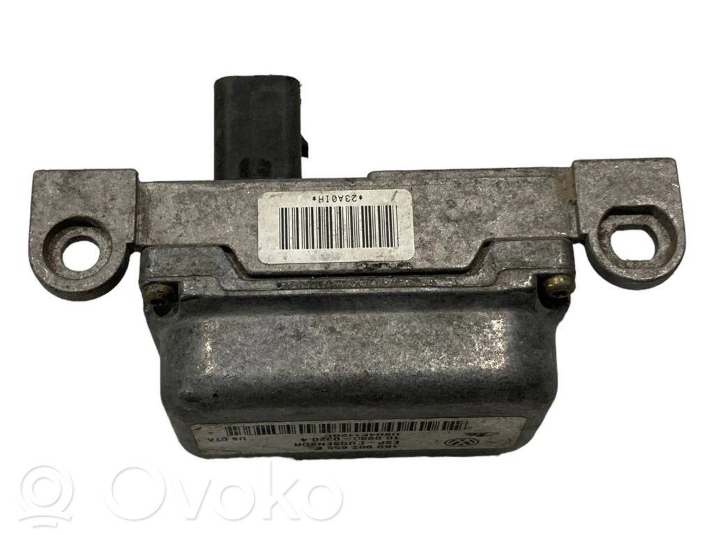 ESP (elektroniskās stabilitātes programmas) sensors (paātrinājuma sensors)
