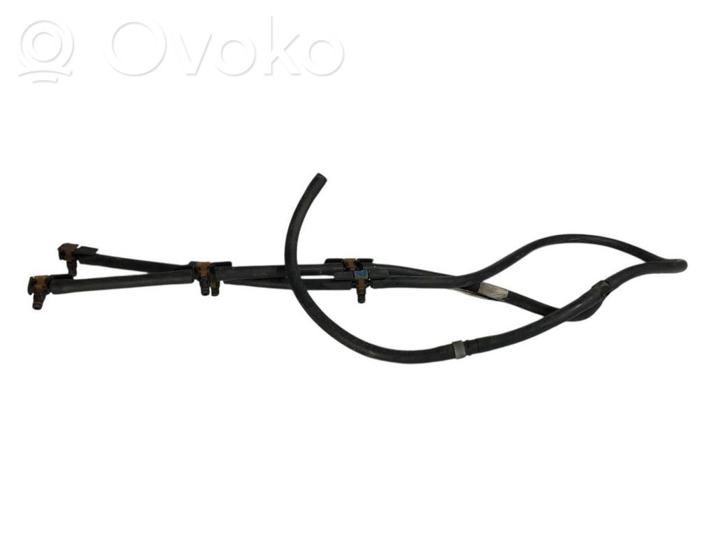 Degvielas atplūdes caurule