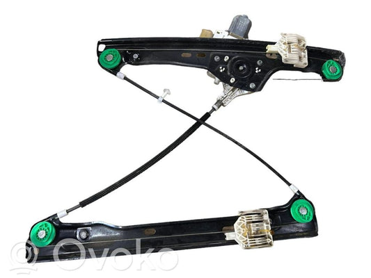 Priekšpusē elektriskā loga pacelšanas mehānisma komplekts