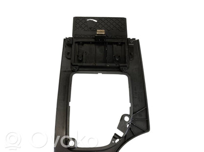 Отделка панели