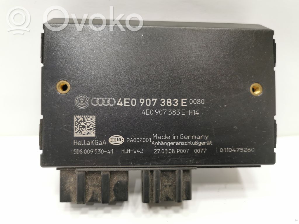 Piekabes āķa vadības bloks