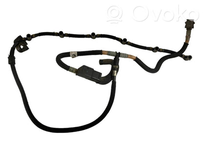 Degvielas caurulīte (-es)