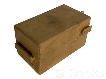 Logu tīrītāju relejs