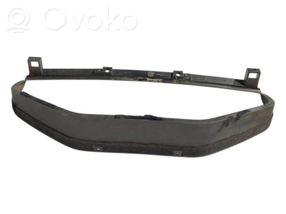 Instrumentu paneļa dekoratīvā apdare