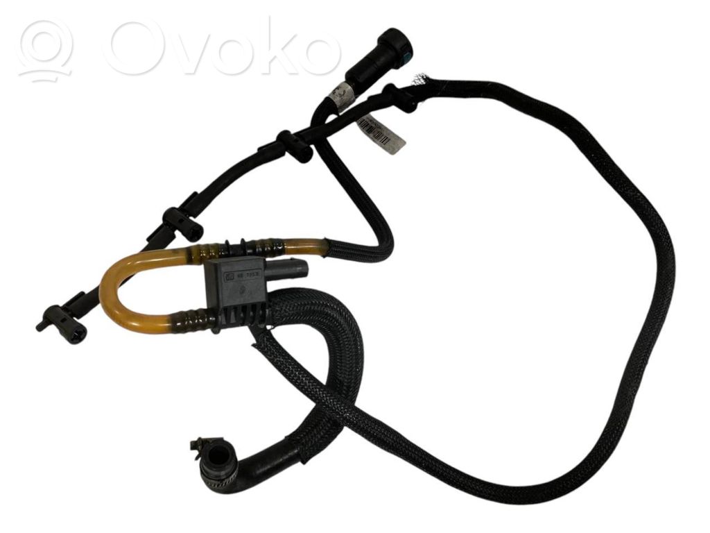 Degvielas caurulīte (-es)