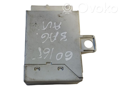 Bagāžnieka pārsega vadības bloks