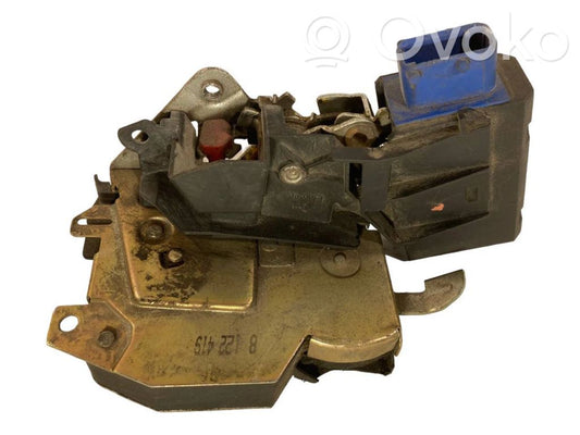 Aizmugurē slēdzene