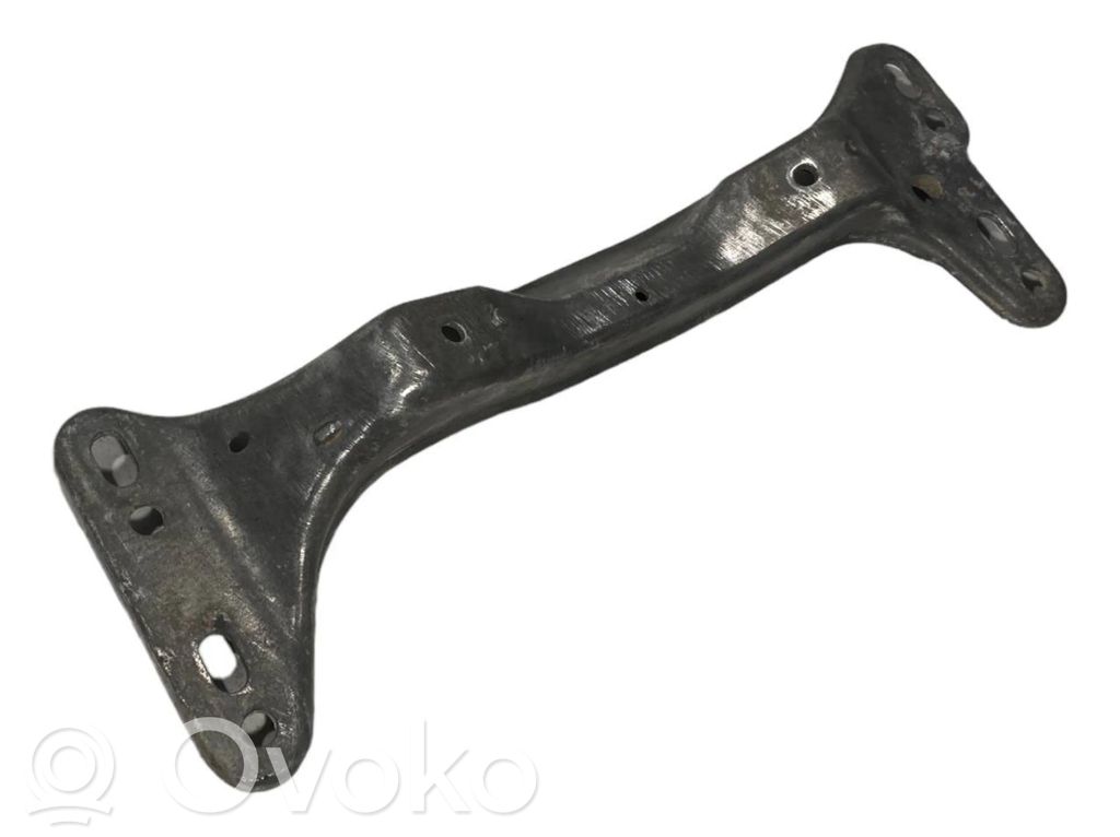 Кронштейн крепления трансмиссии