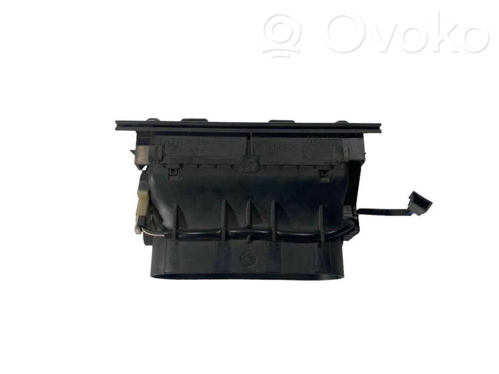 Задняя воздухо-вентиляционная решетка