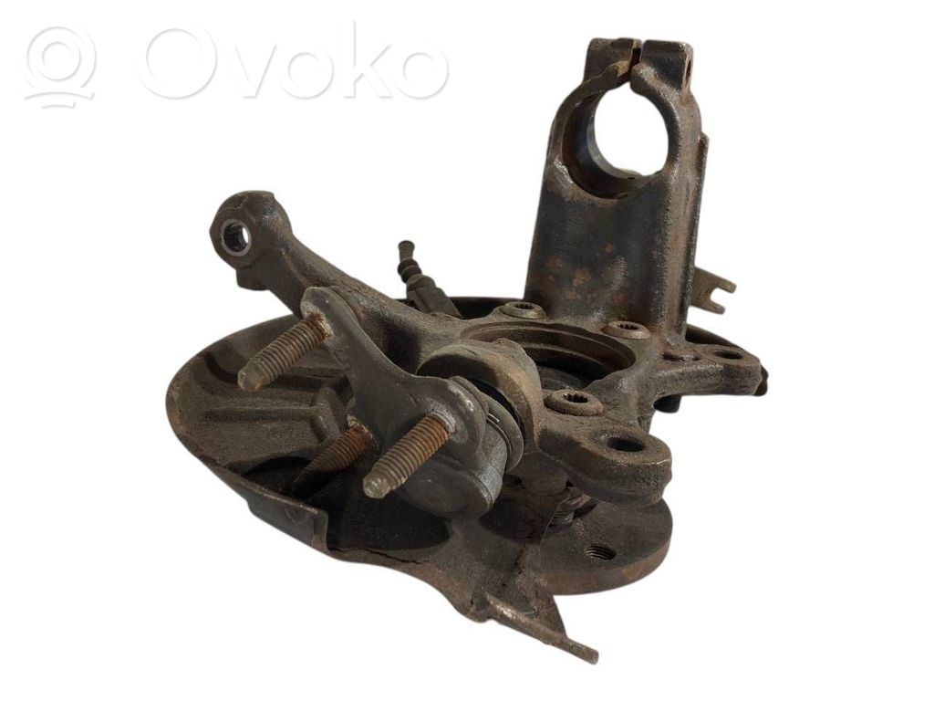 Priekšējā riteņa rumbas vārpstas šarnīrs (stupica, capfa)