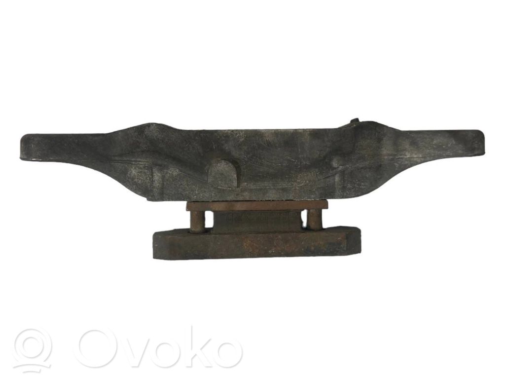 Pārnesumkārbas stiprinājuma kronšteins