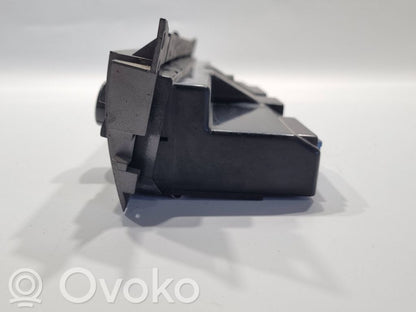 Блок управления кондиционером/климат-контролем/отоплением салона (в салоне)