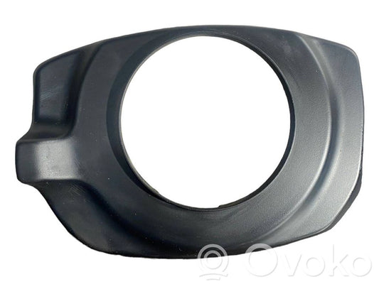 Stūres ass dekoratīvā apdare