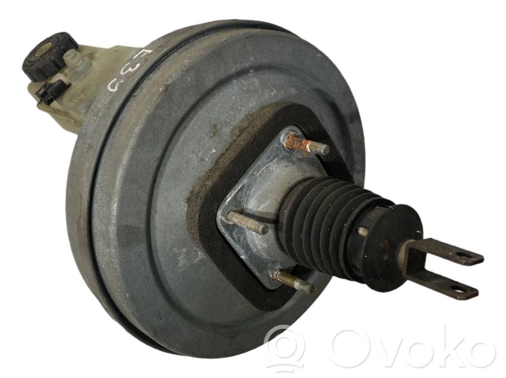 Вакуумный усилитель тормозов