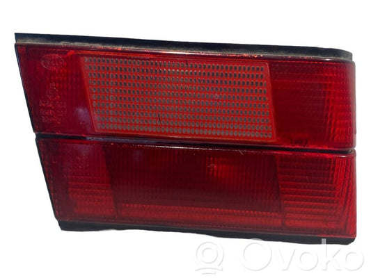 Taillight in the hood