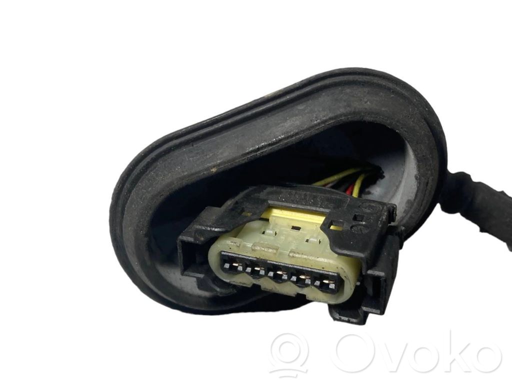 Dzinēja vadu instalācija