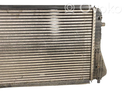 Starpdzesētāja radiators