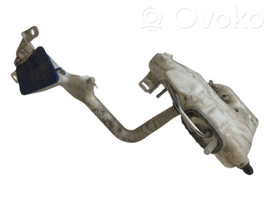 Logu šķidruma tvertne