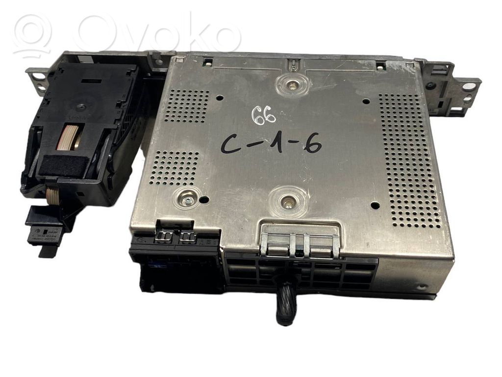 Радио / CD/DVD-плеер / навигация