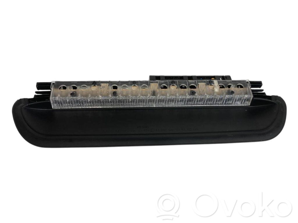 Additional brake light
