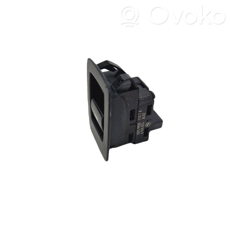 Power window switch